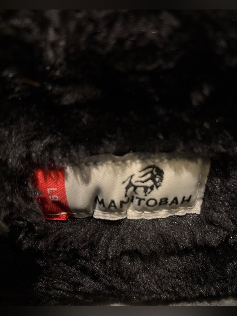 Manitobah Mukluks Keewatin Ankle Boots Black Suede Fur Bear Paw Beaded Design - Picture 9 of 9